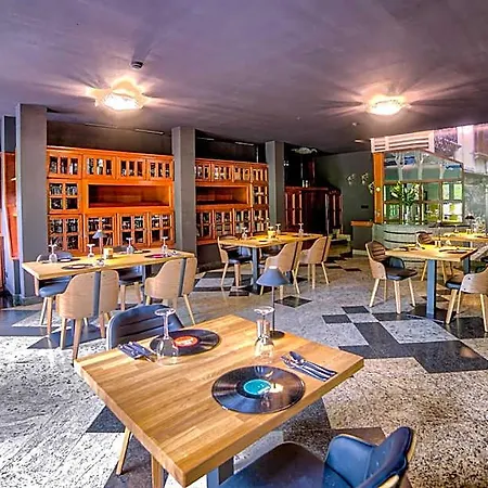 酒店 Jelenia Struga Medical