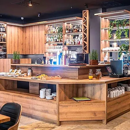 酒店 Jelenia Struga Medical 4*
