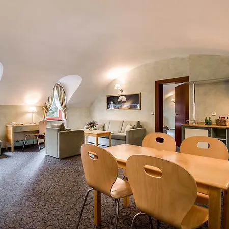 Hotel Jelenia Struga Medical